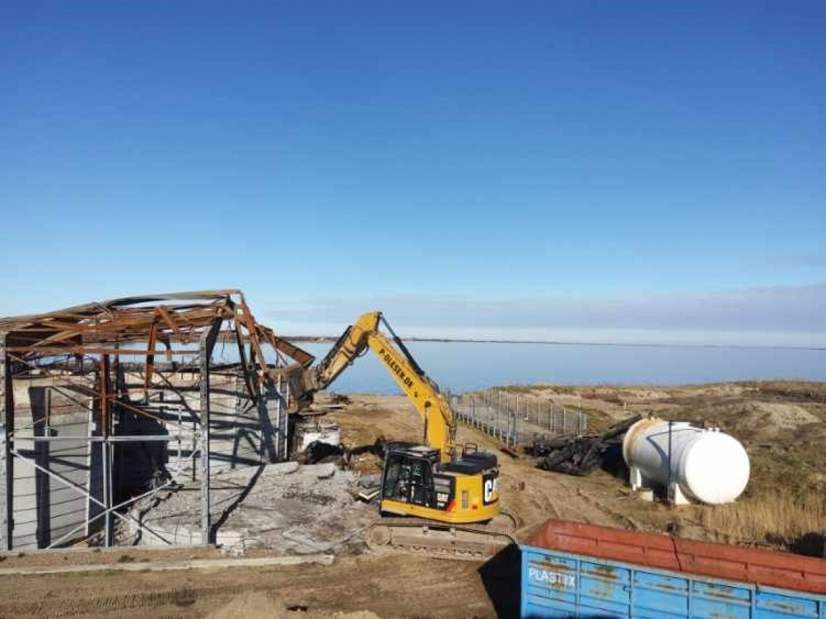 Oprydning i Hvide Sande